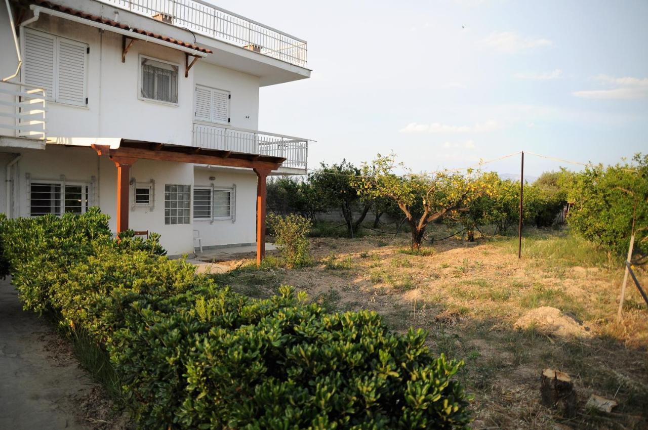 Holiday home στον λεμονόκηπο Nerantza